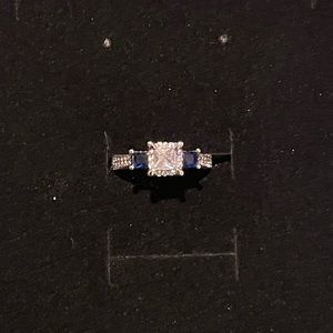 Beautiful sterling silver ring